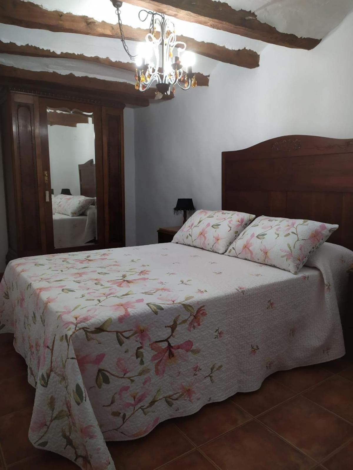 Alcoba Con Patio Del Siglo XIX Villa Villanueva de Viver ภายนอก รูปภาพ